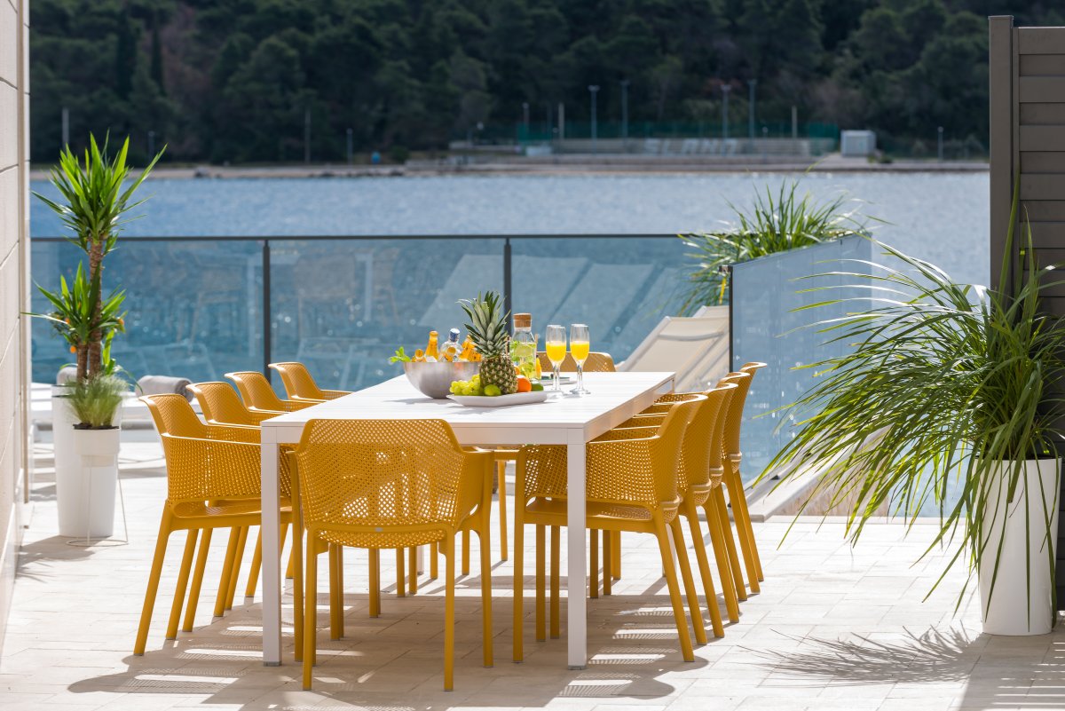 Rio Alu 210/280 Extendable Table, White