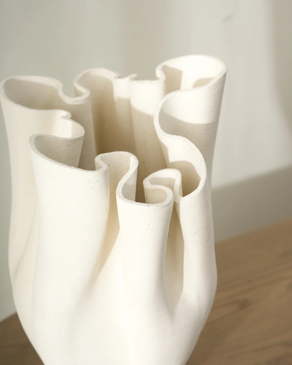 Ned Walker Vase Ivory - Large
